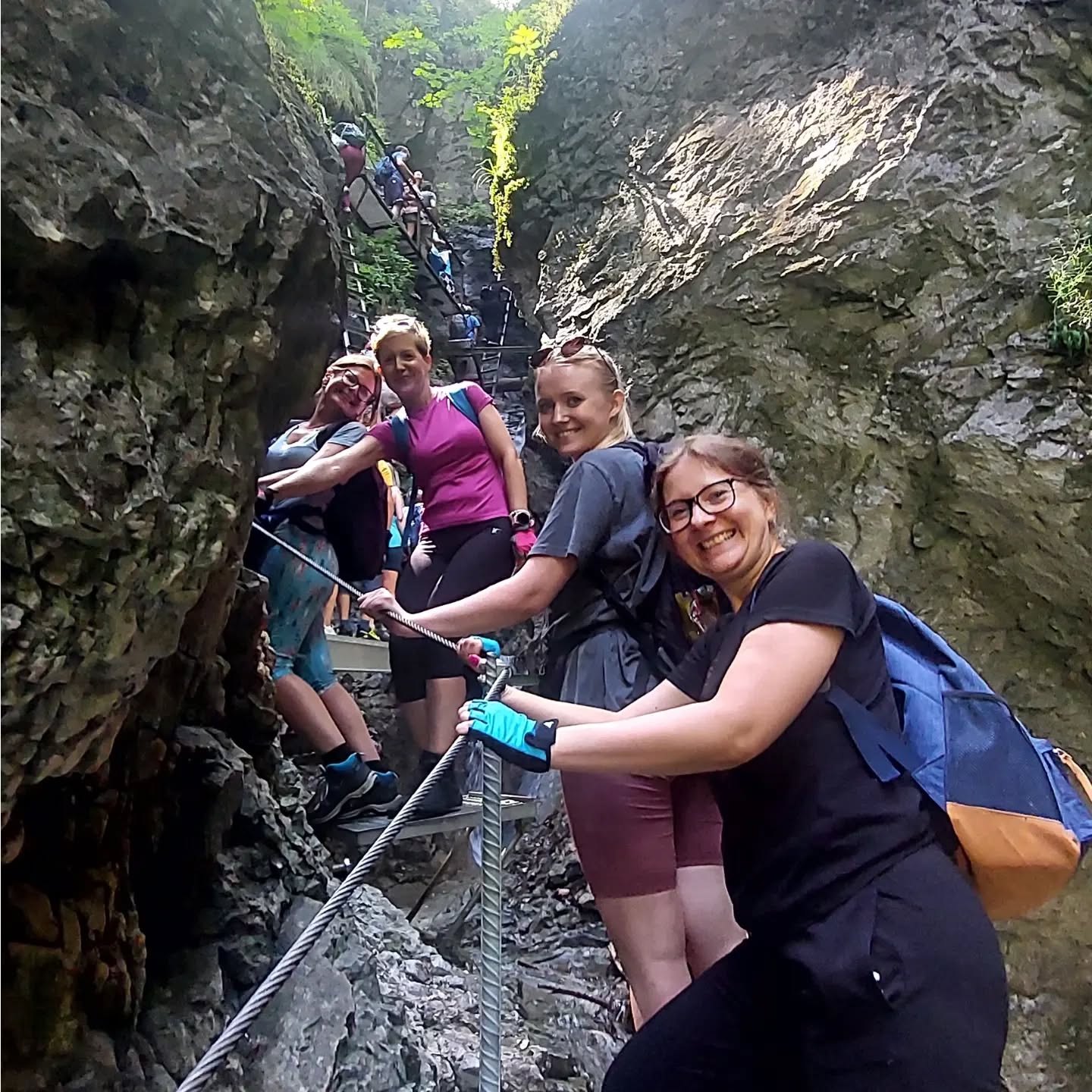 Dolina Strążyska z przewodnikiem tatrzańskim